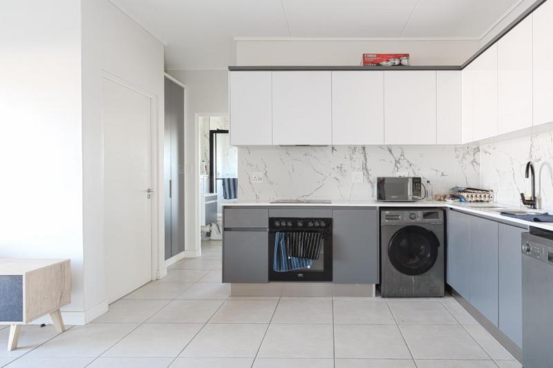 To Let 2 Bedroom Property for Rent in Somerset West Western Cape